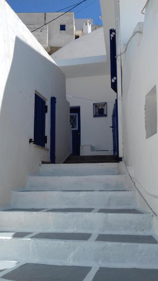 Cycladic House White And Blue In Kato Chora Villa Serifos Town Exterior foto