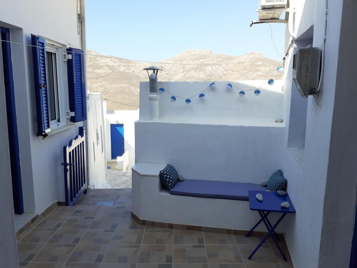 Cycladic House White And Blue In Kato Chora Villa Serifos Town Exterior foto